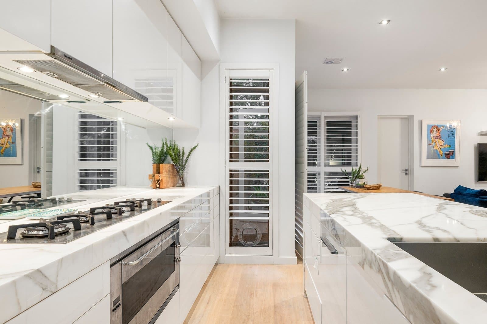 1 Bellman Lane, Glen Iris - Thumbnail 4