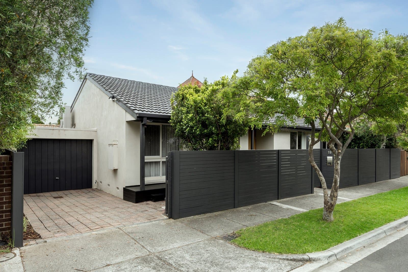 19 Chloris Crescent, Caulfield - Image 1