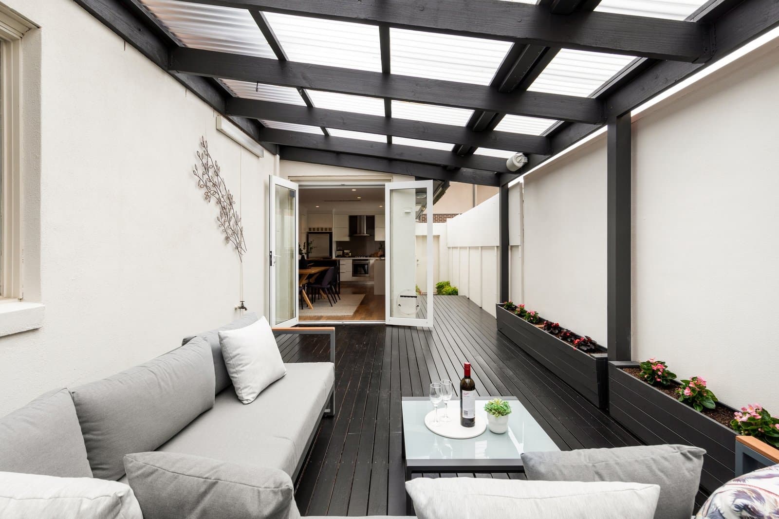 19 Chloris Crescent, Caulfield - Thumbnail 3