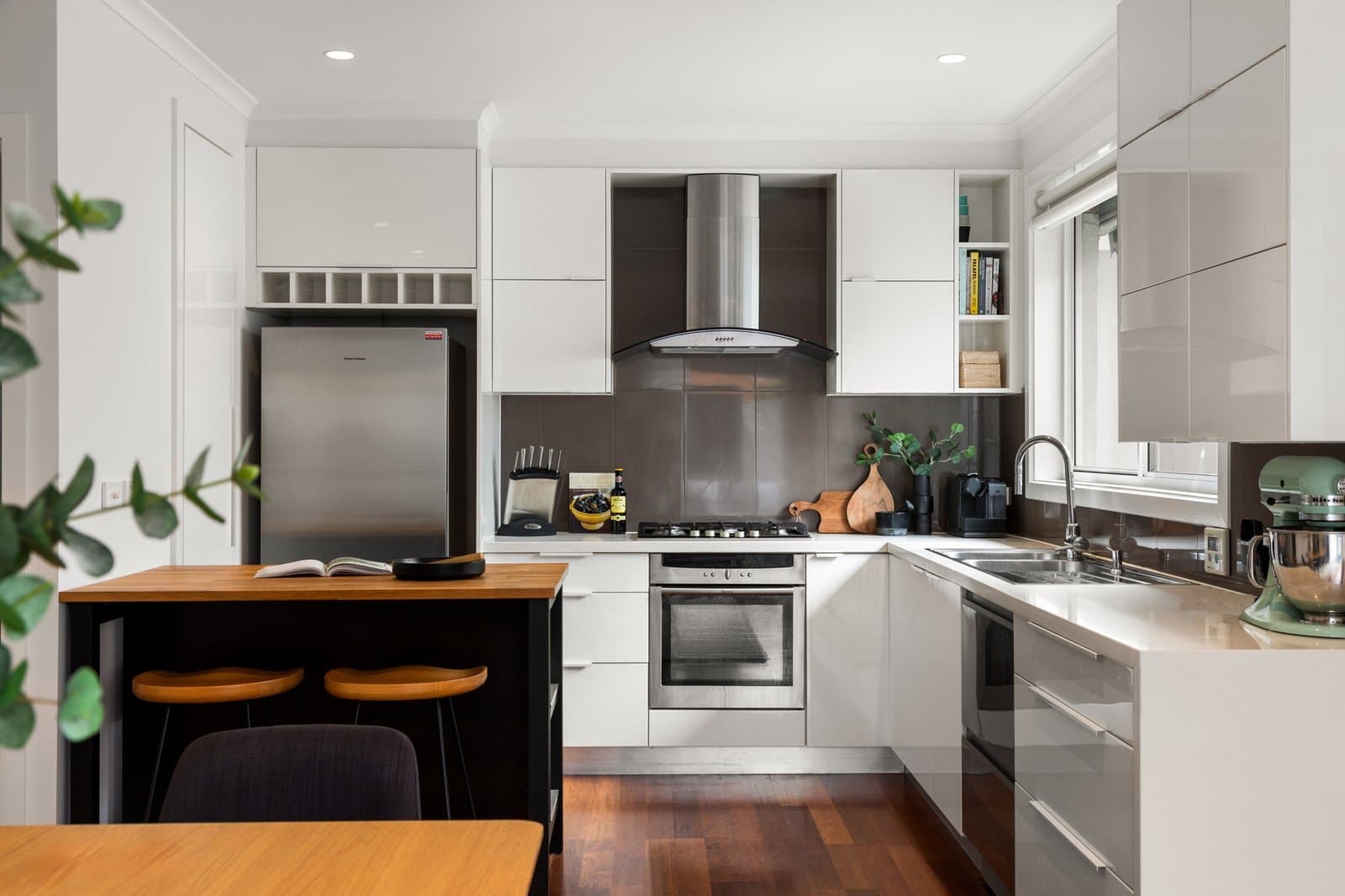 19 Chloris Crescent, Caulfield - Thumbnail 5