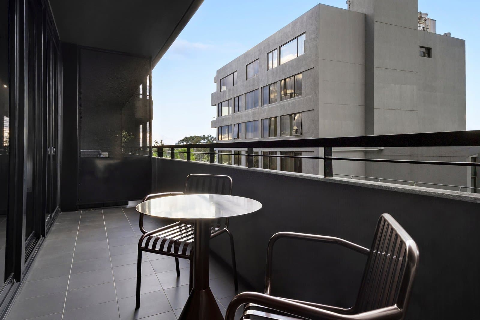 417/74 Queens Road, Melbourne - Thumbnail 7