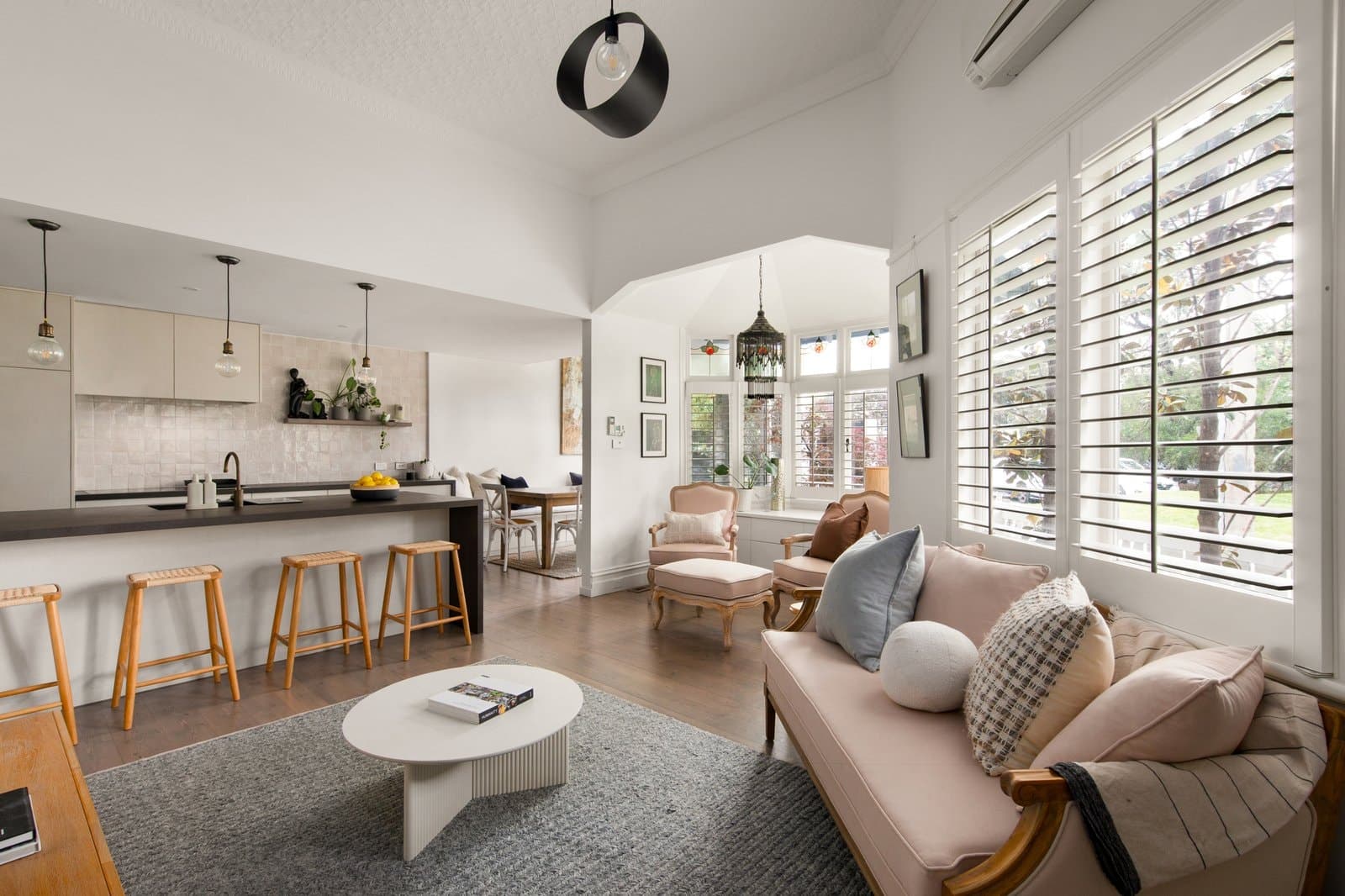 3 Cowderoy Place, St Kilda West - Thumbnail 2