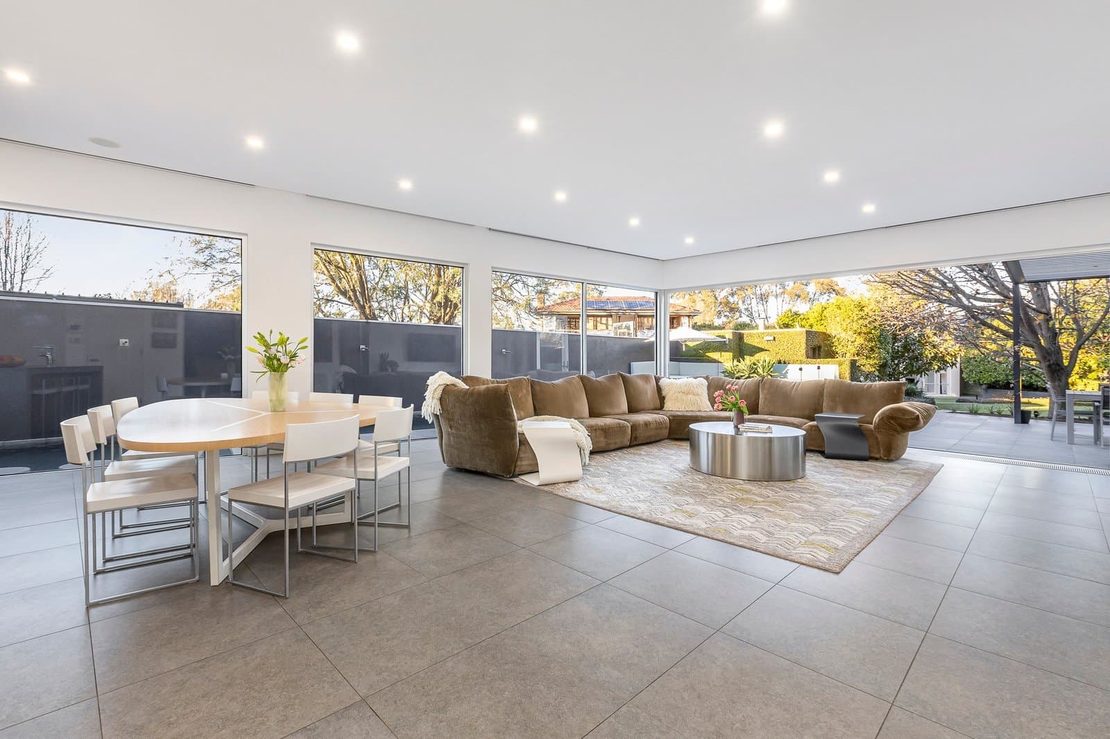 18 Avenel Road, Kooyong - Thumbnail 2