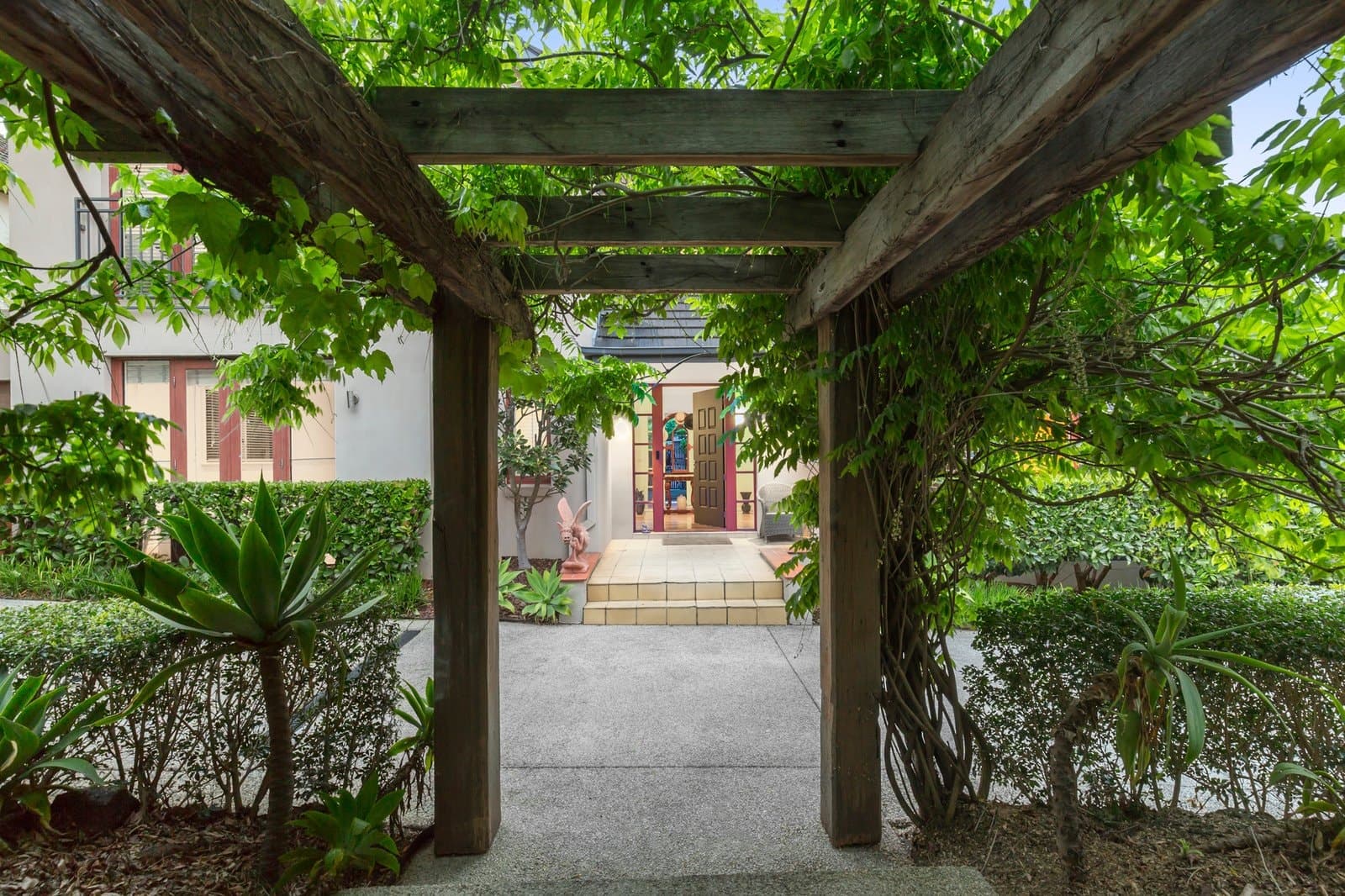 476 Burke Road, Camberwell - Thumbnail 2