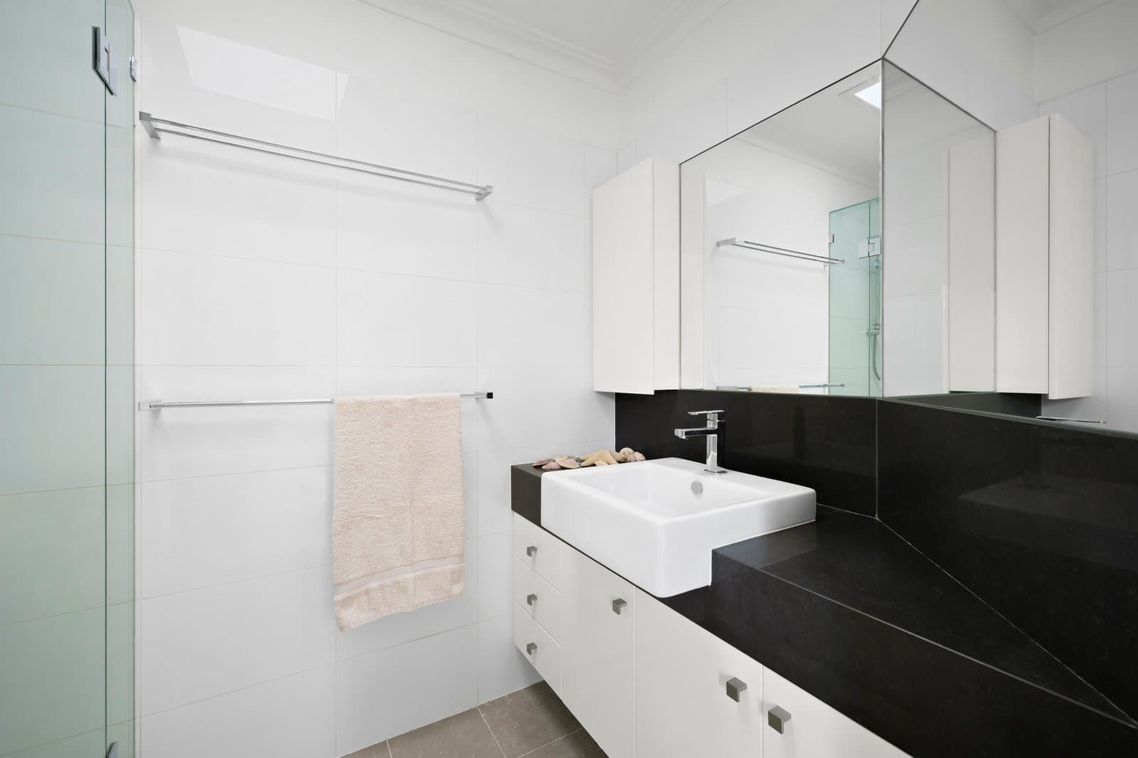 31B Barrett Street, Albert Park - Thumbnail 8
