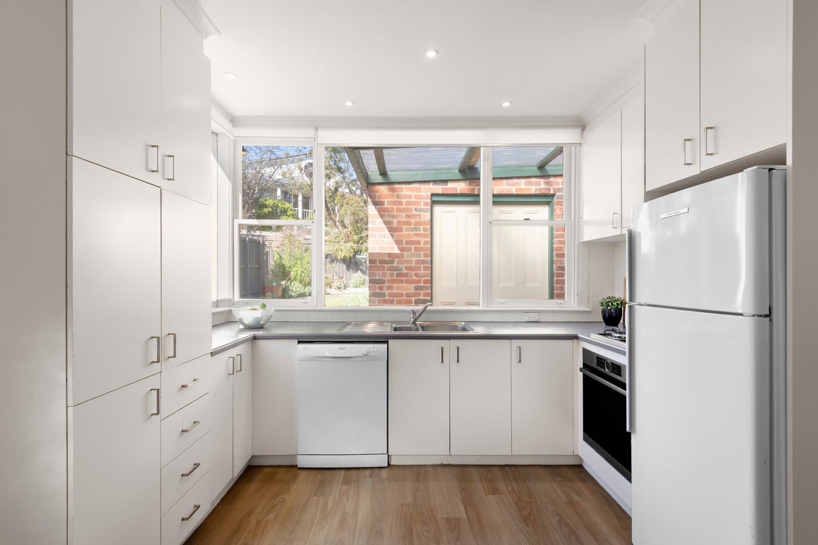 5 Childers Street, Kew - Thumbnail 4
