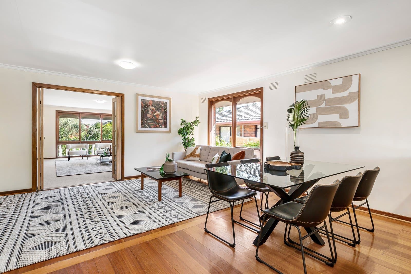 15 Cloverdale Close, Burwood East - Thumbnail 5