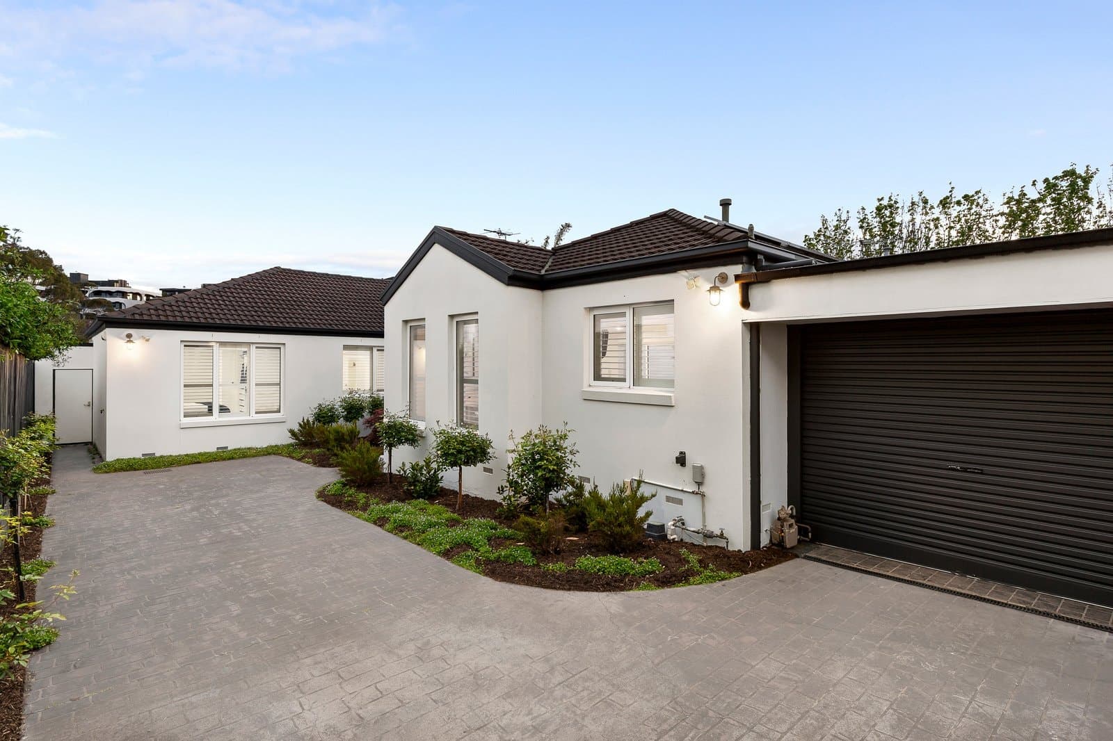 2/38 Grenville Street, Hampton - Image 1