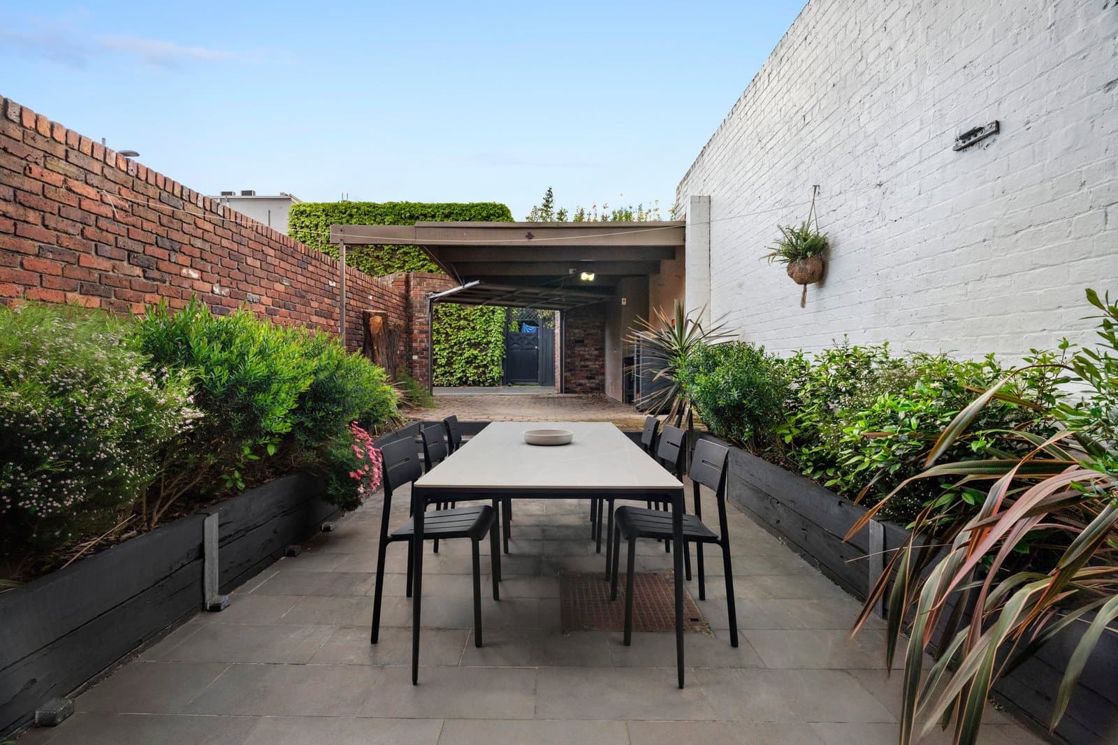 139 Simpson Street, East Melbourne - Thumbnail 2