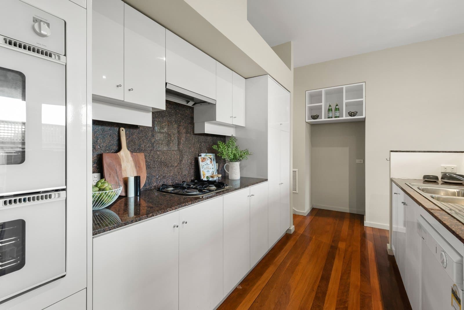 2/173 Finch Street, Glen Iris - Thumbnail 6