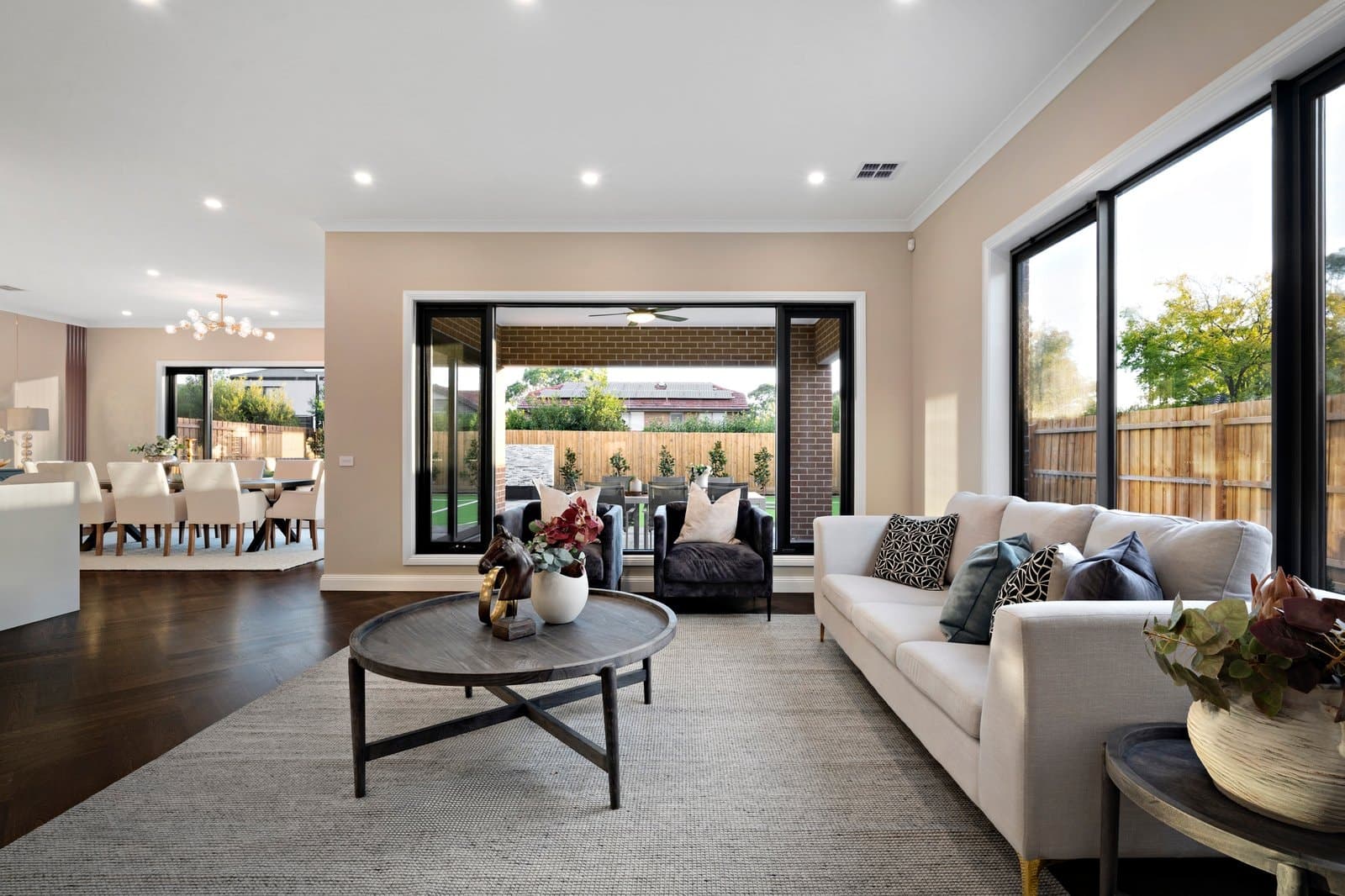 16 Callanish Road, Camberwell - Thumbnail 3