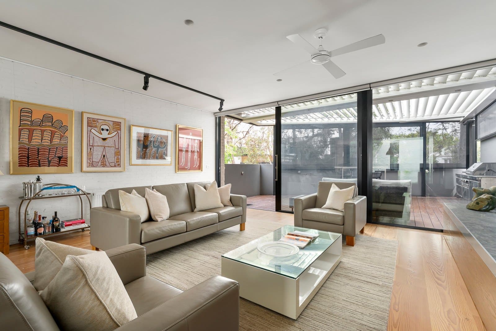 49 Fairbairn Road, Toorak - Thumbnail 4