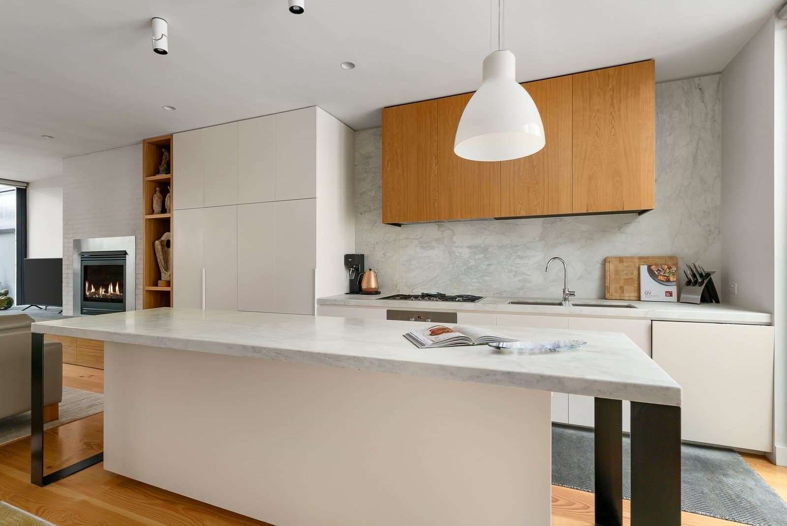49 Fairbairn Road, Toorak - Thumbnail 5