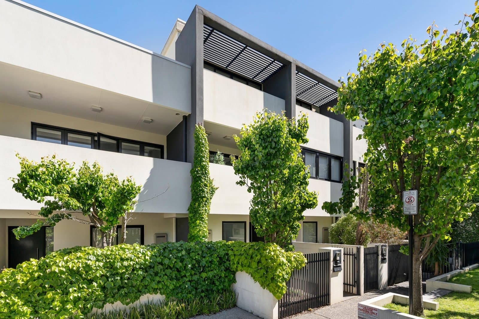 3 Banksia Way, Malvern - Image 1