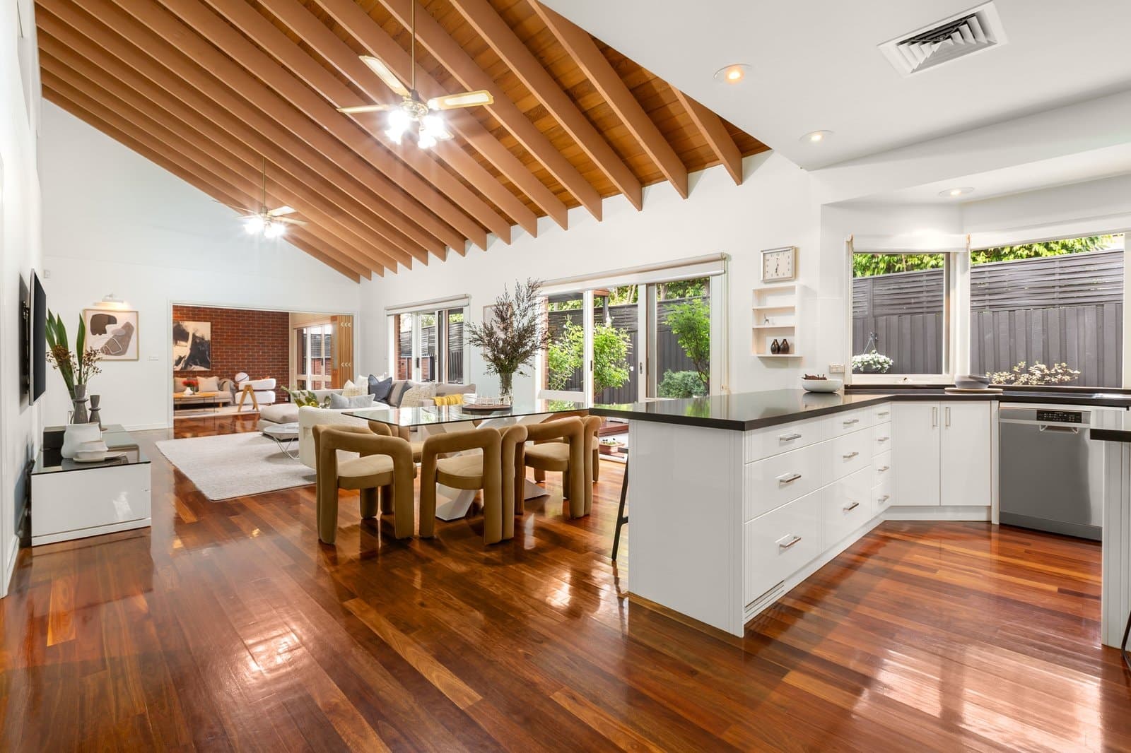 1 Orville Street, Malvern East - Thumbnail 2