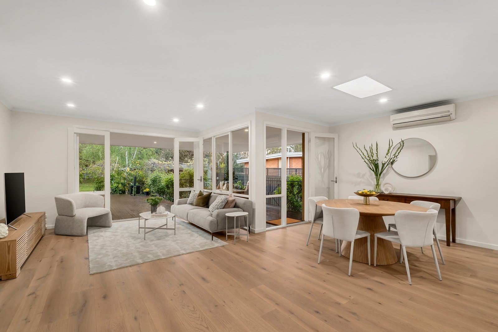 6 Gilbert Parade, Camberwell - Thumbnail 5