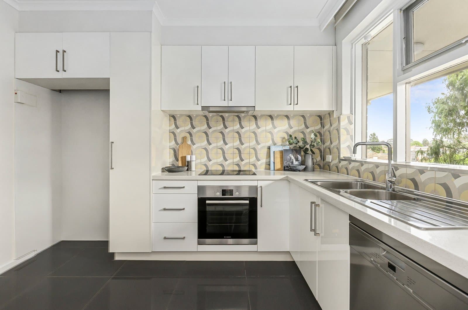 9/15 Wheatland Road, Malvern - Thumbnail 2