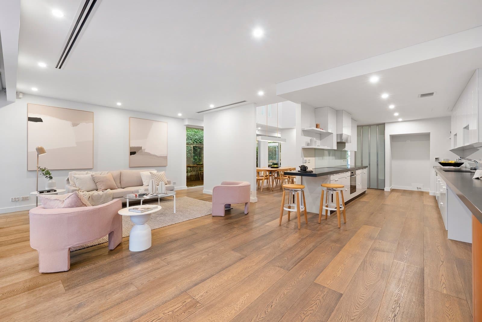 99 Denham Street, Hawthorn - Thumbnail 3