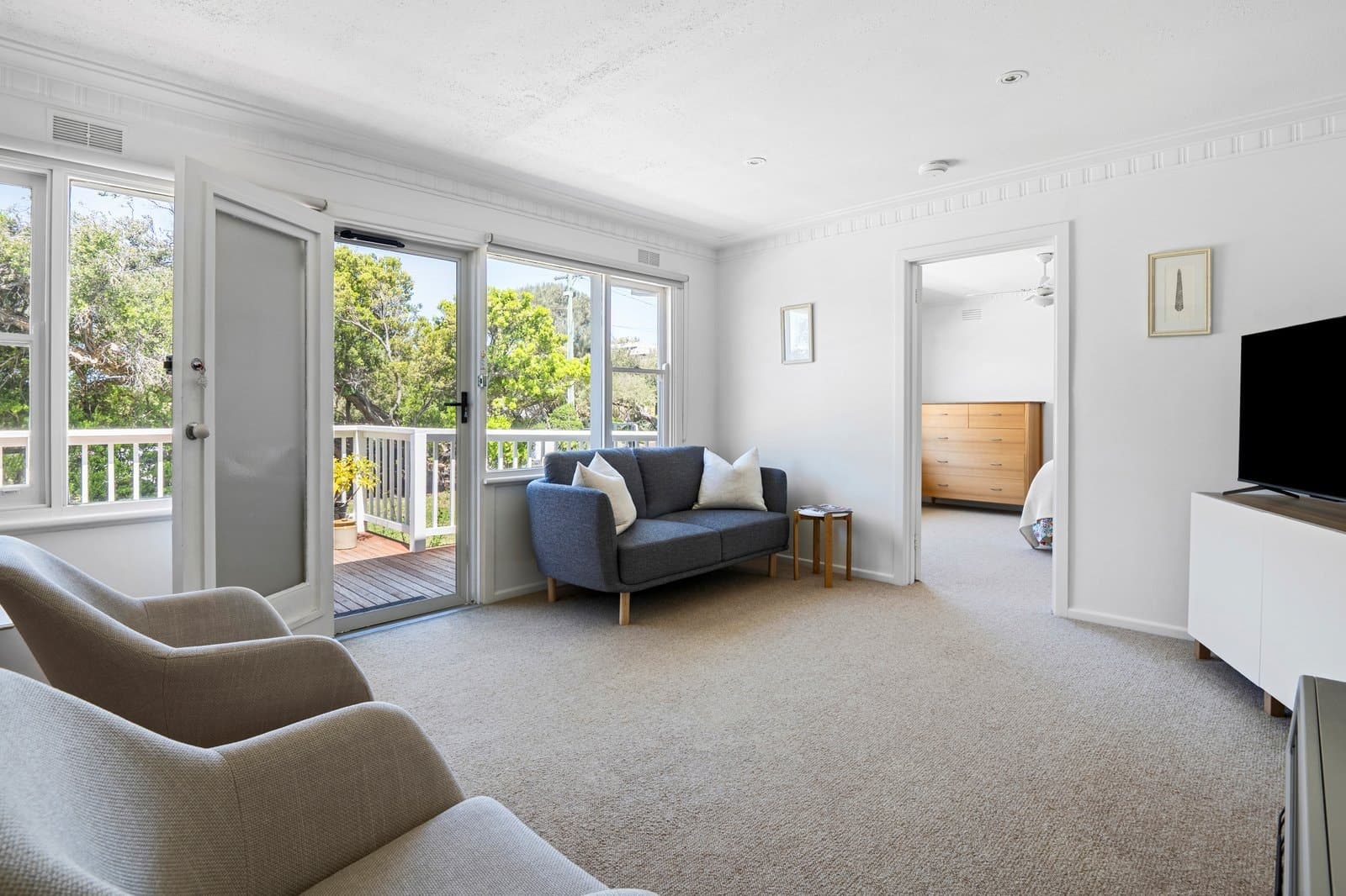 28 Shirley Avenue, Sorrento - Thumbnail 3