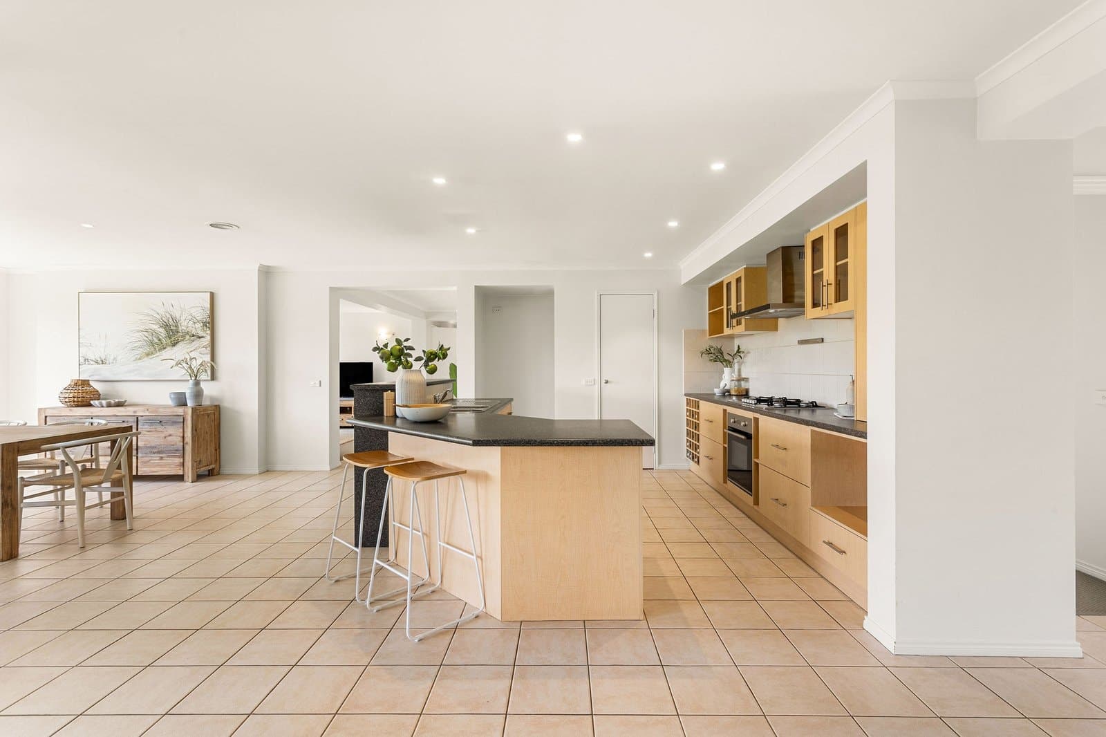 17 Emarald Close, Mornington - Thumbnail 5