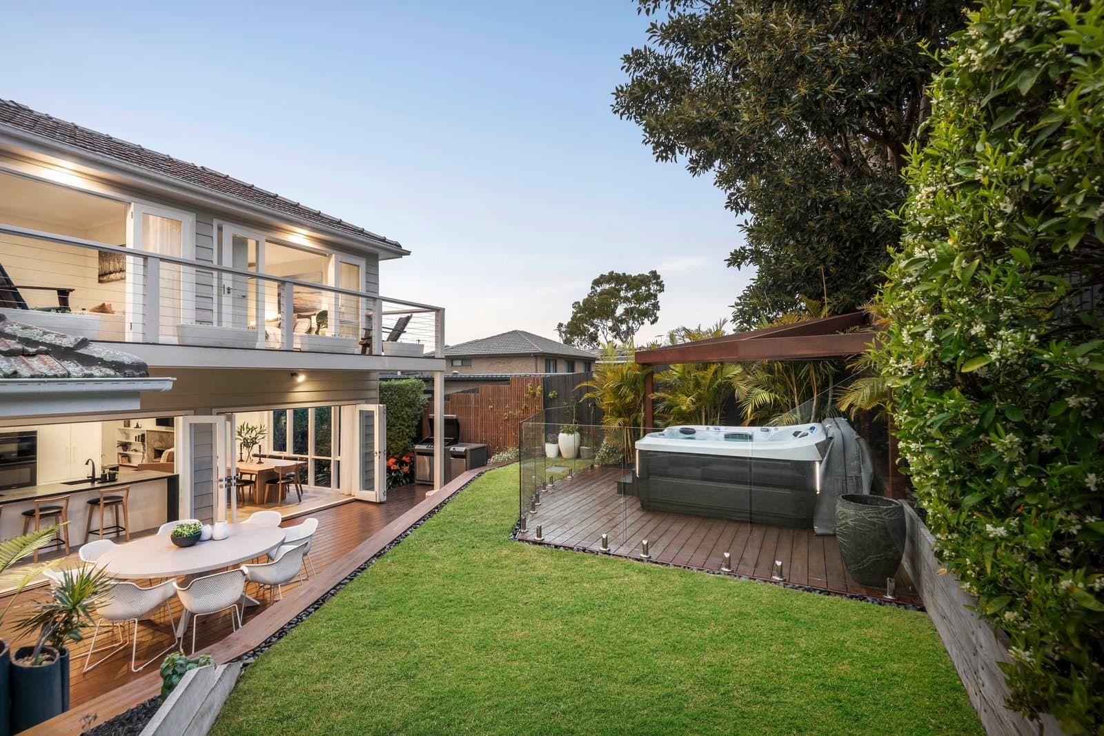 18 Folkestone Crescent, Beaumaris - Thumbnail 2