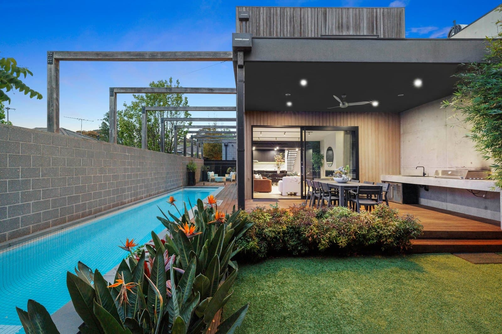 108A Barkly Street, Mornington - Image 1