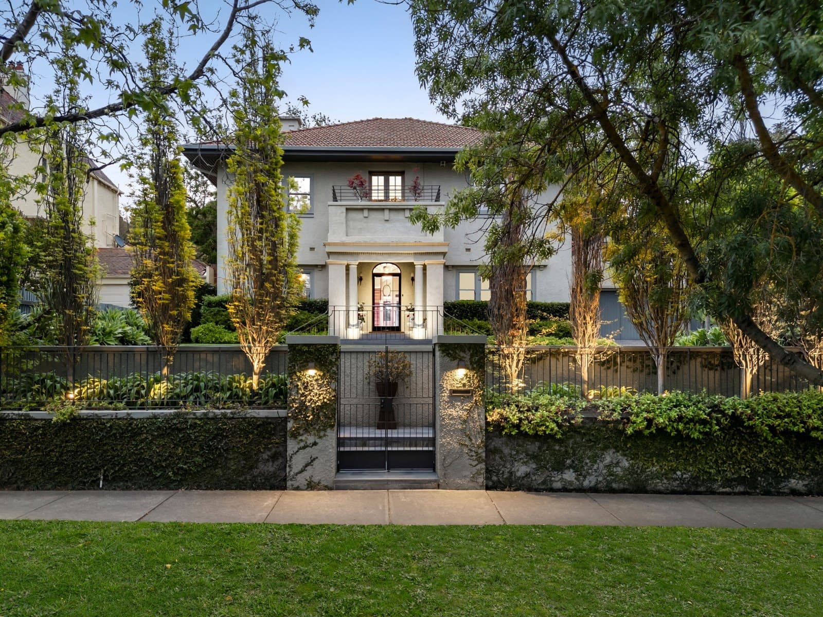 235 Kooyong Road, Toorak - Image 1