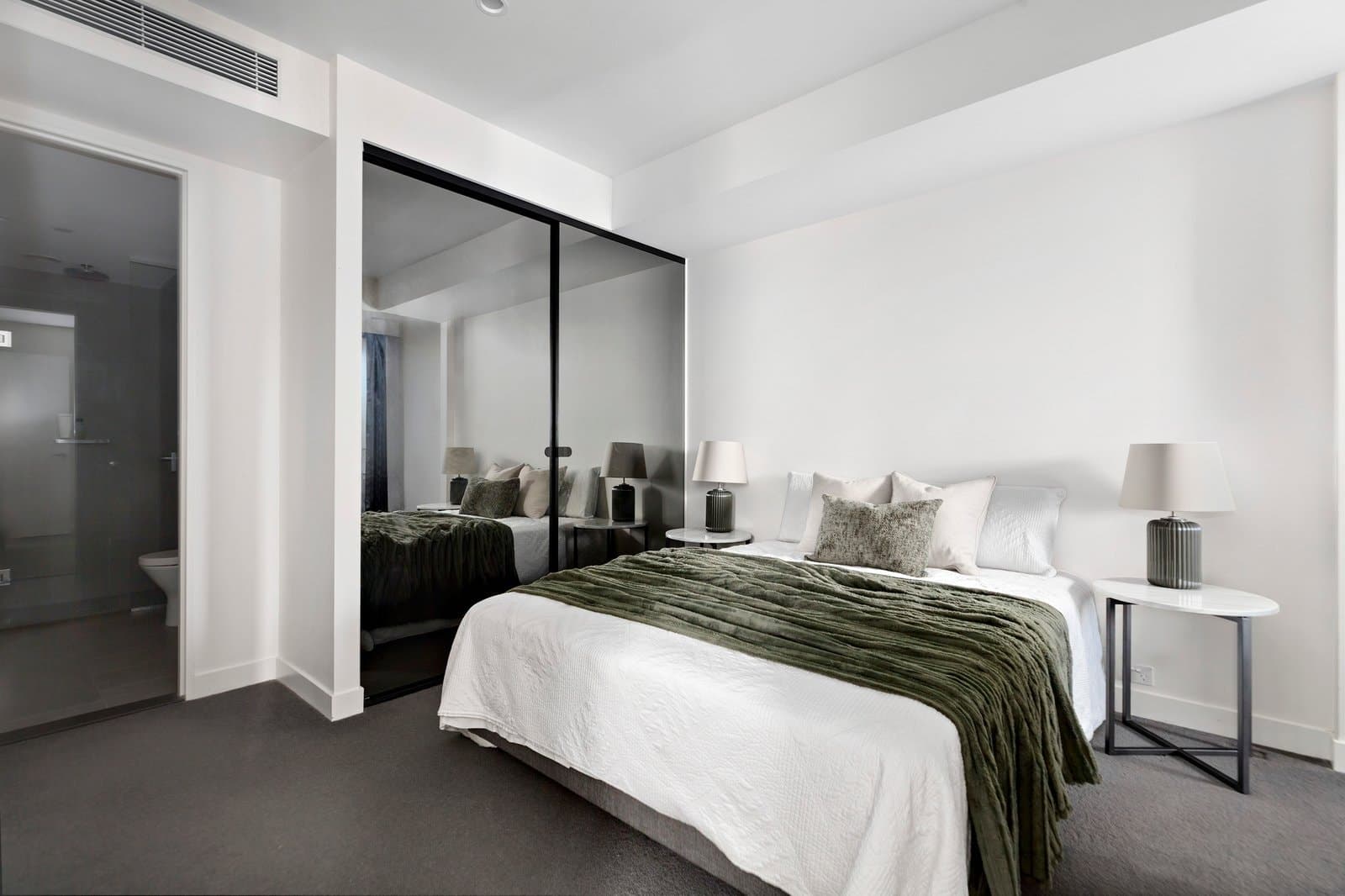 423/555 St Kilda Road, Melbourne - Thumbnail 6