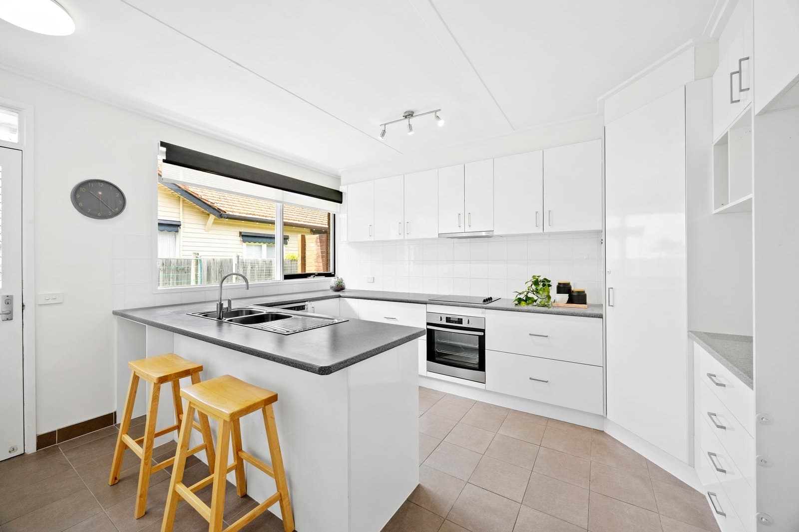 31 Grace Street, Mont Albert - Thumbnail 6