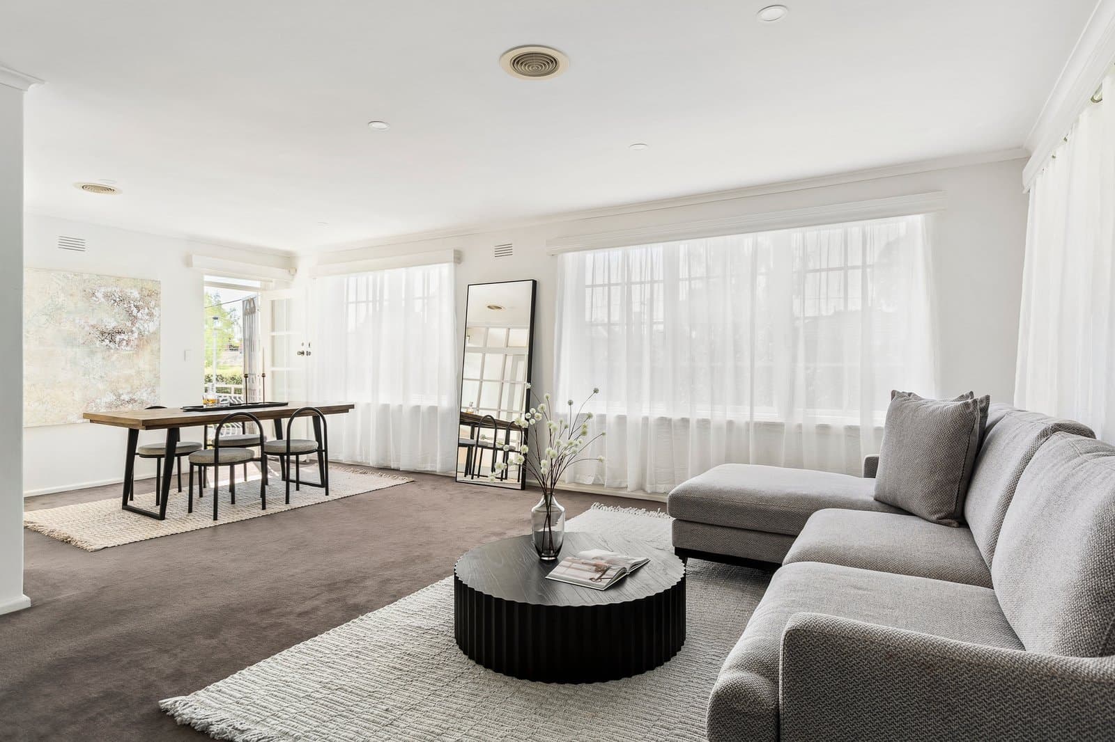 2/194 Cotham Road, Kew - Thumbnail 2