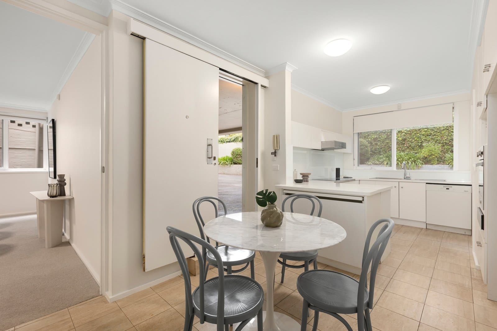 7/48 Lansell Road, Toorak - Thumbnail 3
