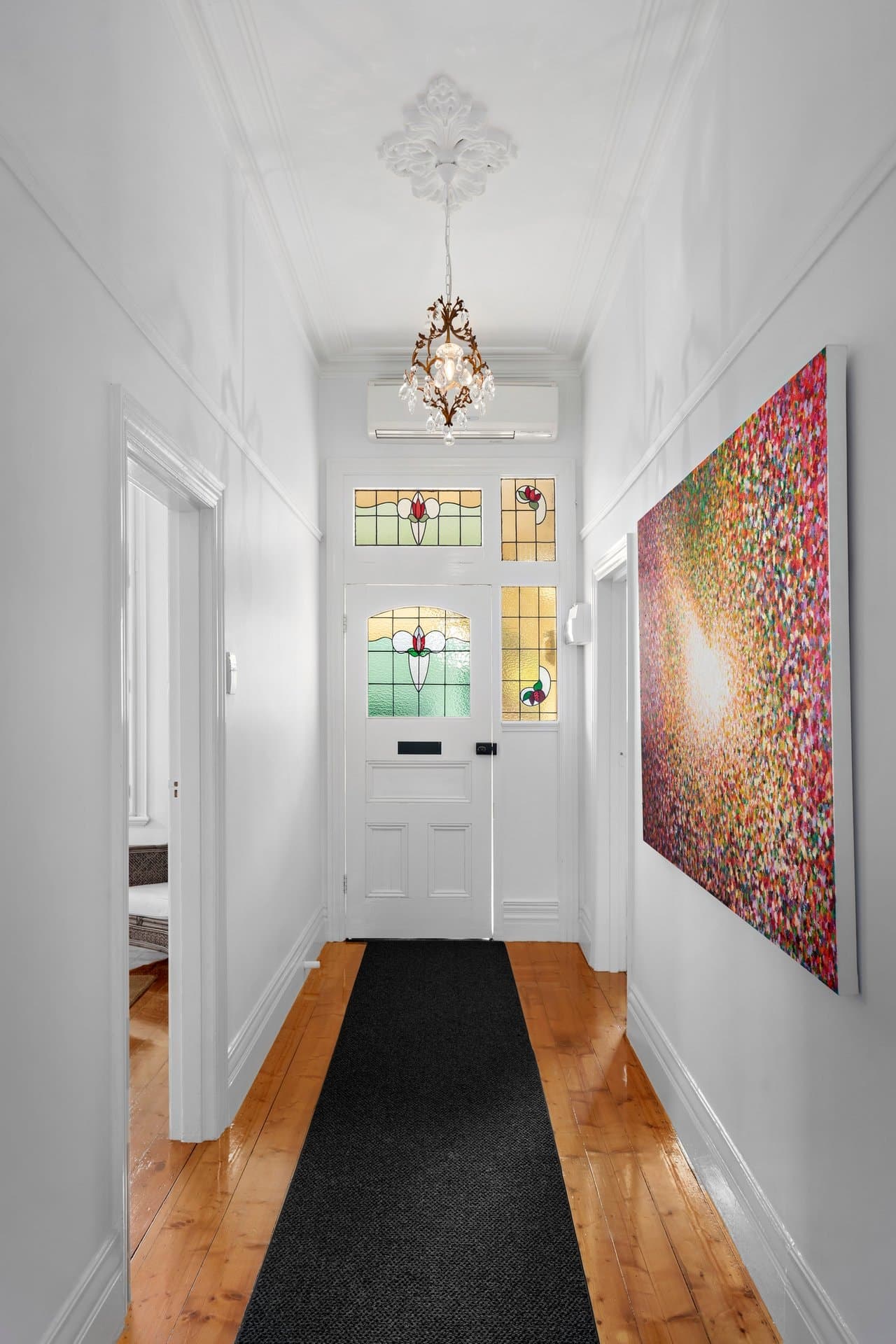 10 Crisp Street, Hampton - Thumbnail 3