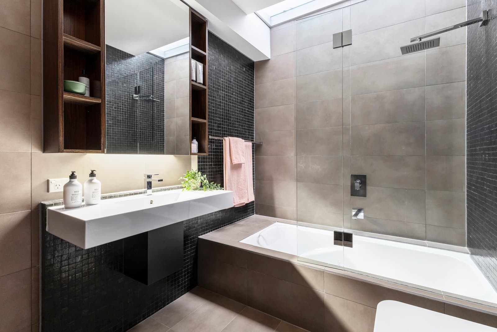 2 Montrose Street, Hawthorn East - Thumbnail 7