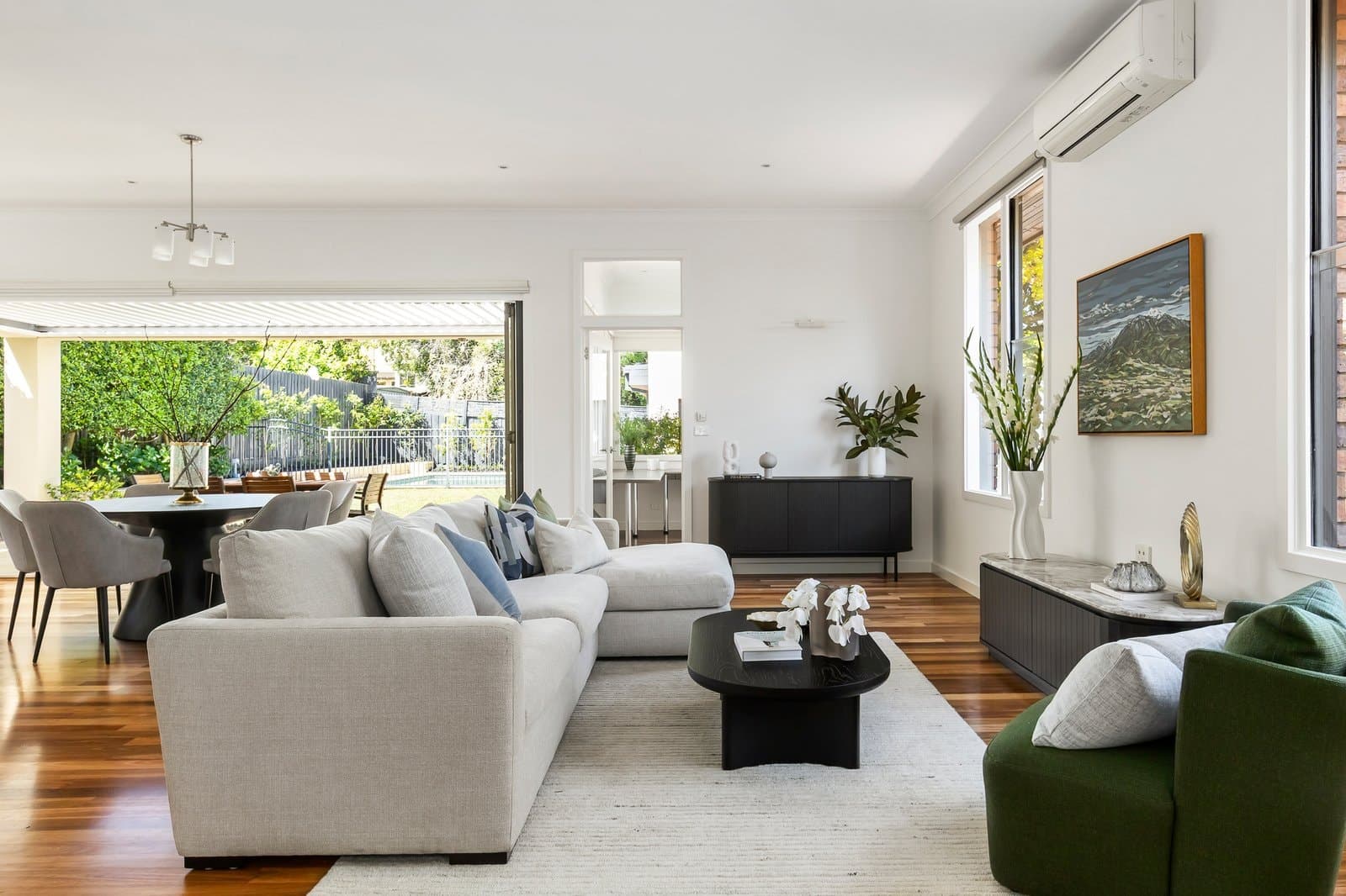 7 Hillside Parade, Glen Iris - Thumbnail 3