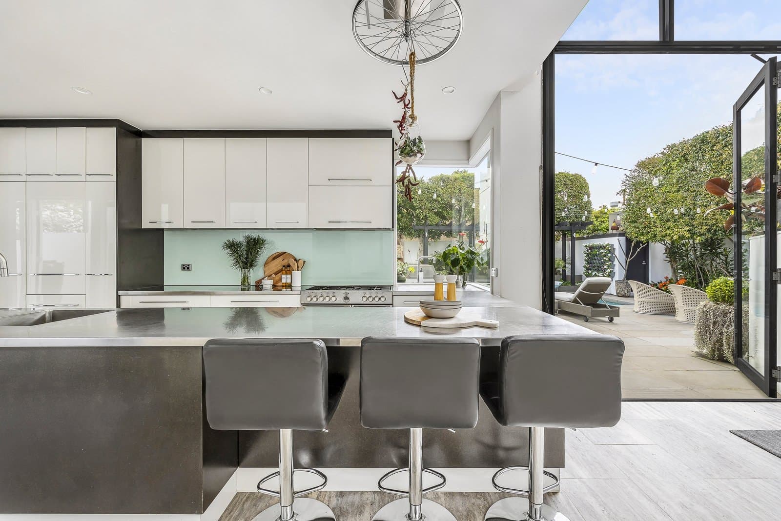 17 Ralston Street, South Yarra - Thumbnail 4