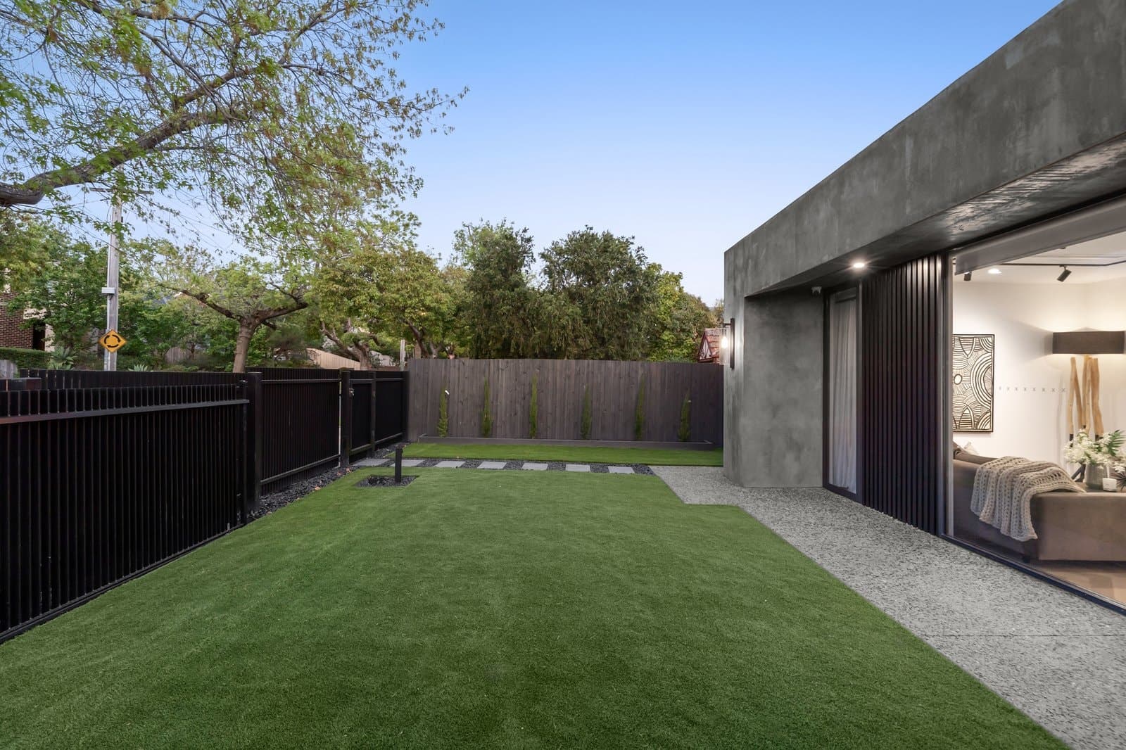 47 Dent Street, Glen Iris - Thumbnail 2