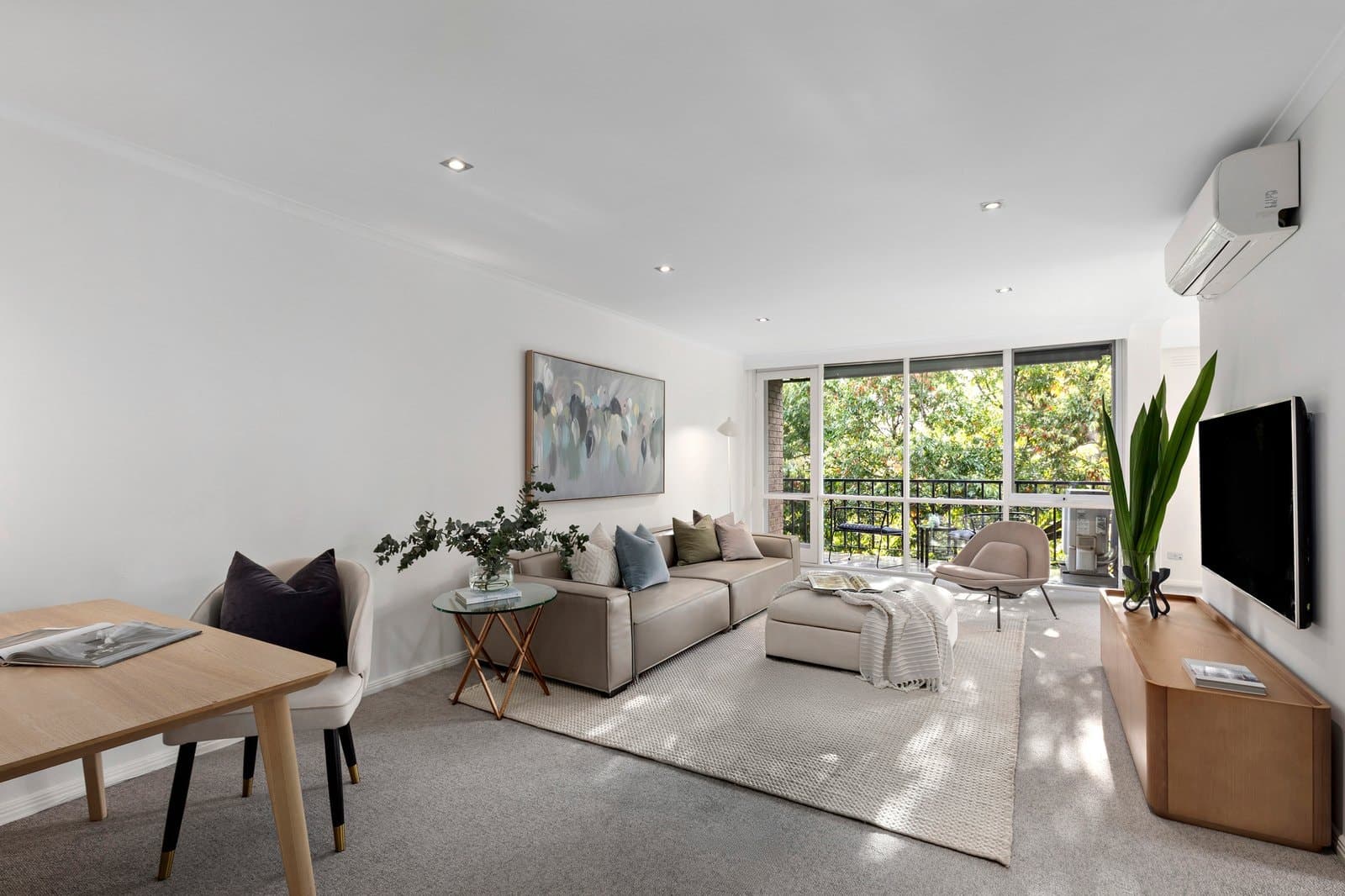 6/24 Tintern Avenue, Toorak - Thumbnail 2