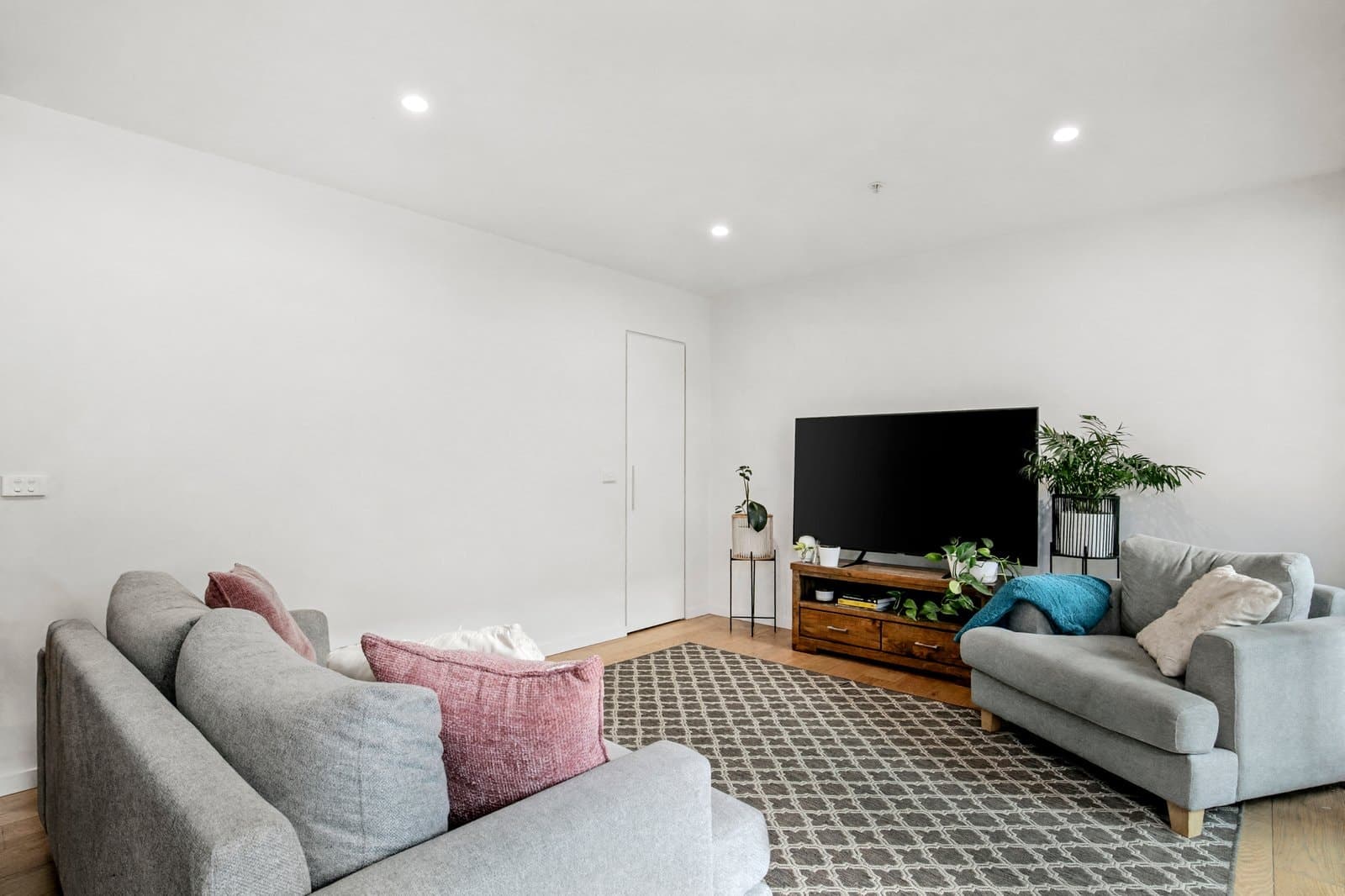 244/188 Whitehorse Road, Balwyn - Thumbnail 3