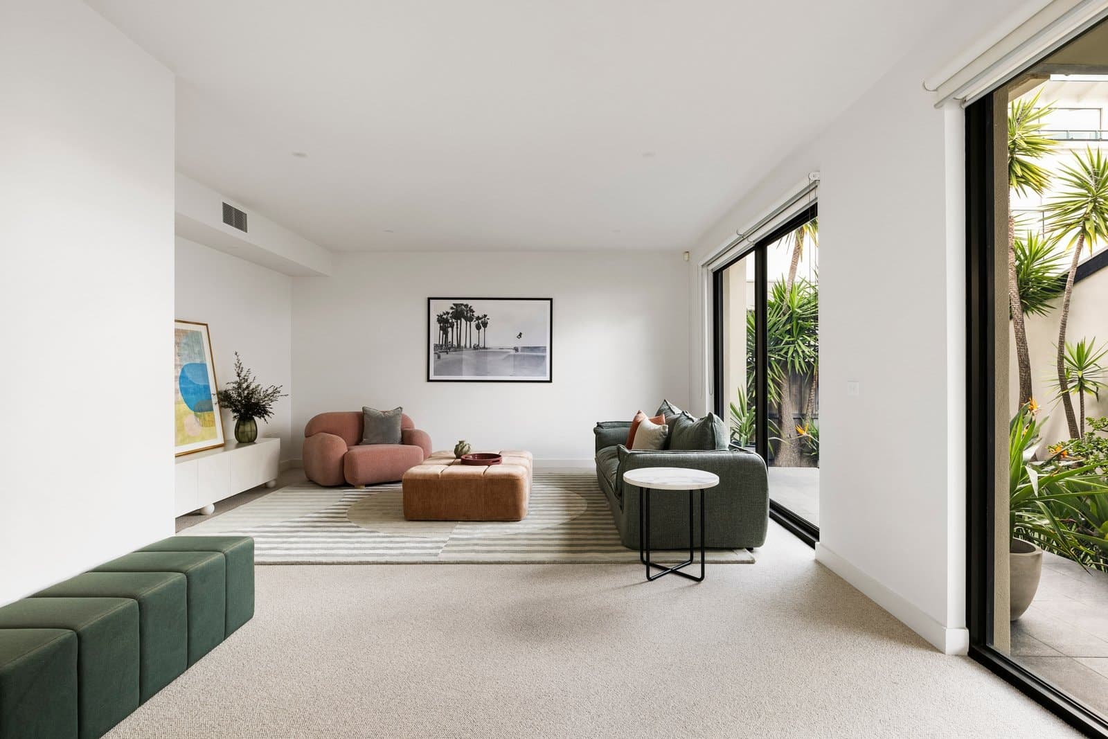 216B Esplanade, Brighton - Thumbnail 3