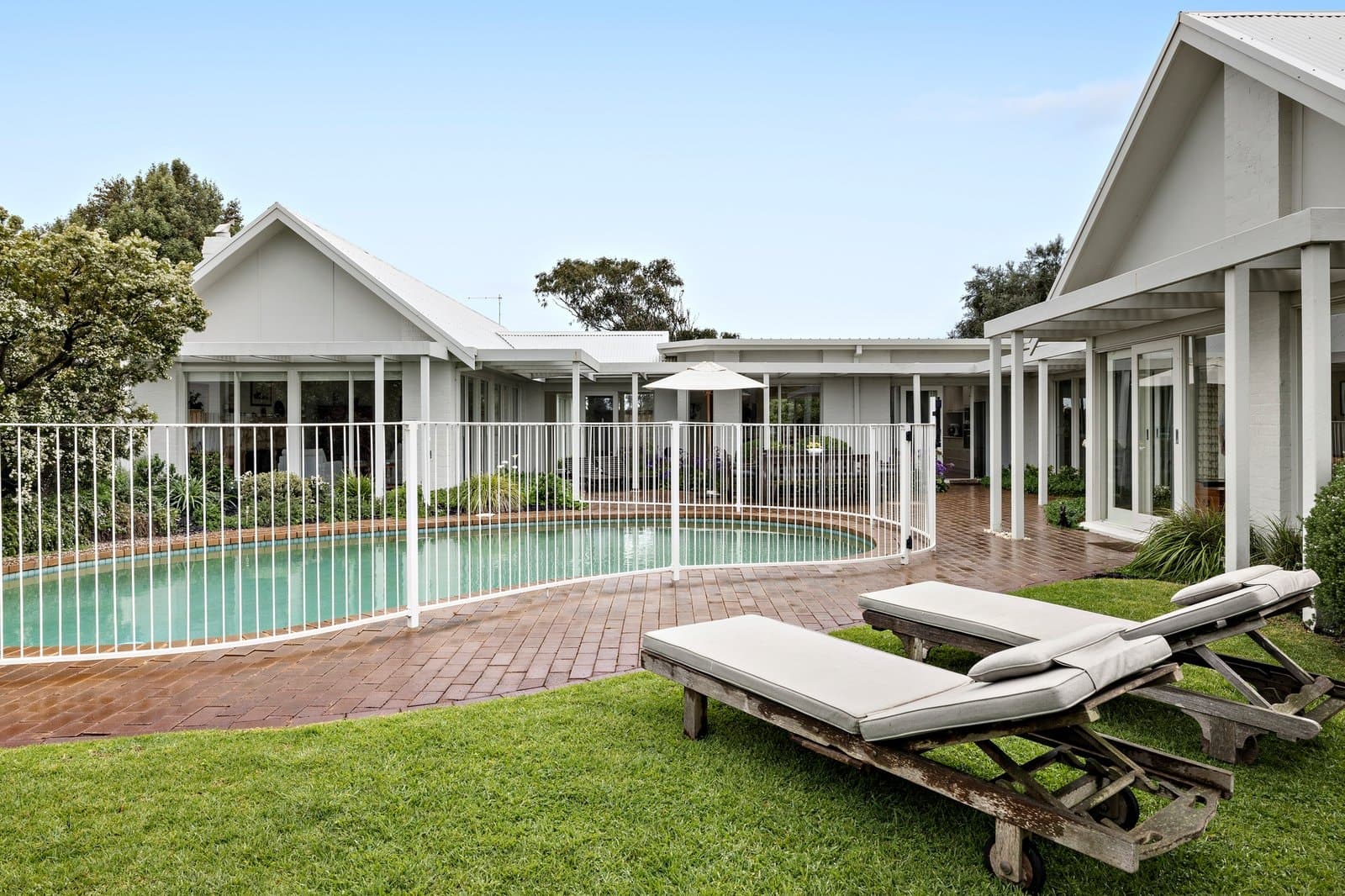 3 Brooke Crescent, Blairgowrie - Thumbnail 2