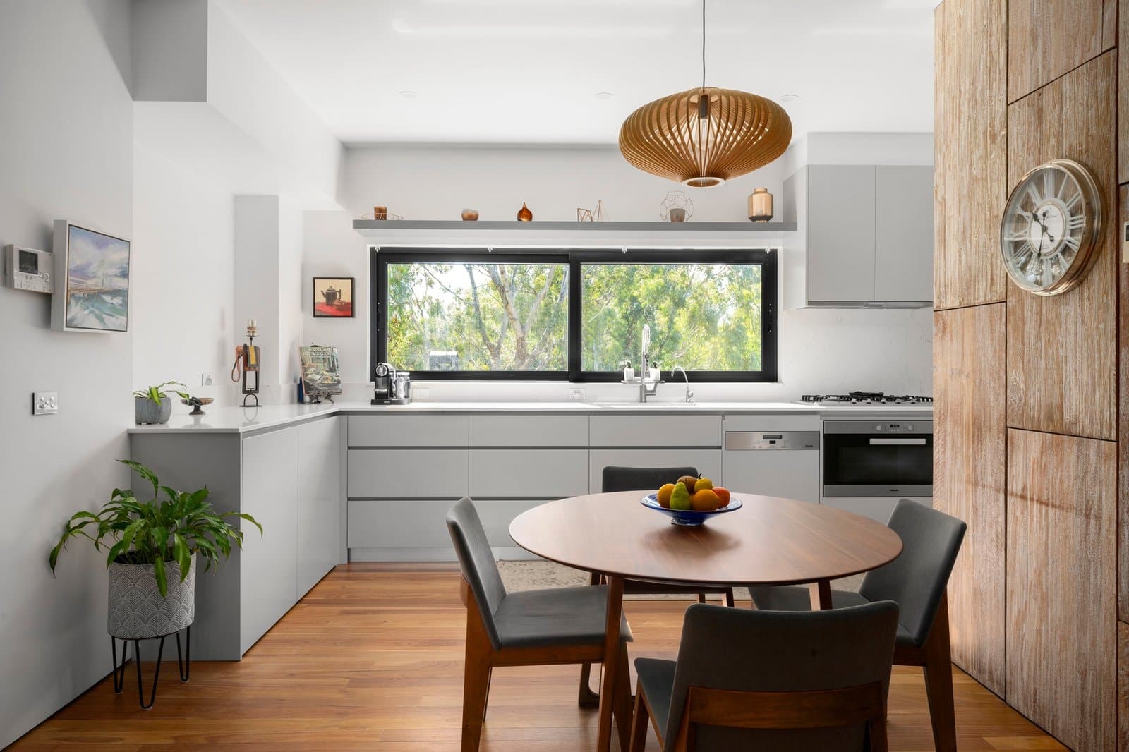 204/333 Ferrars Street, South Melbourne - Thumbnail 3