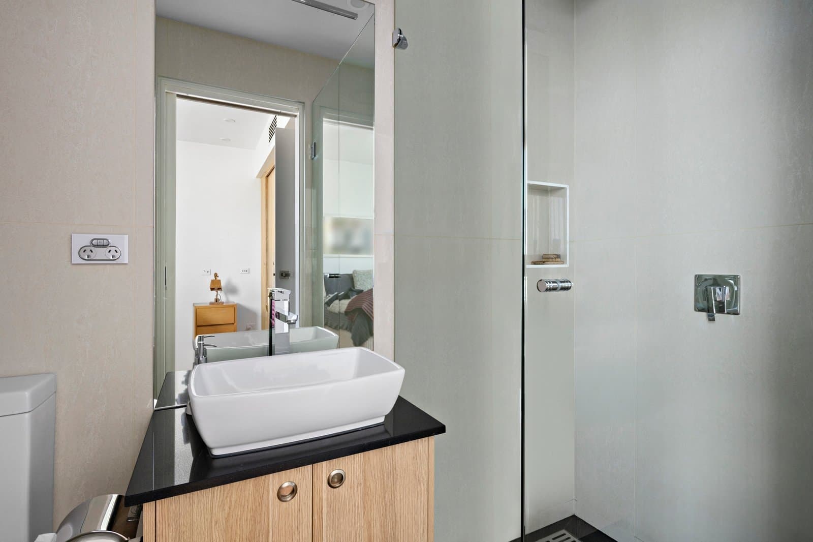 204/333 Ferrars Street, South Melbourne - Thumbnail 8
