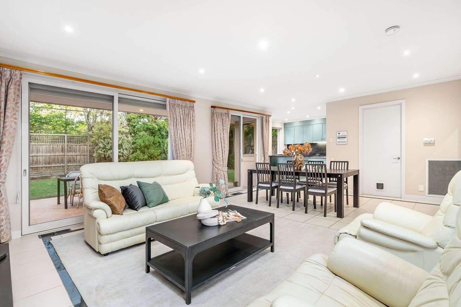 18 Davis Street, Kew - Thumbnail 3