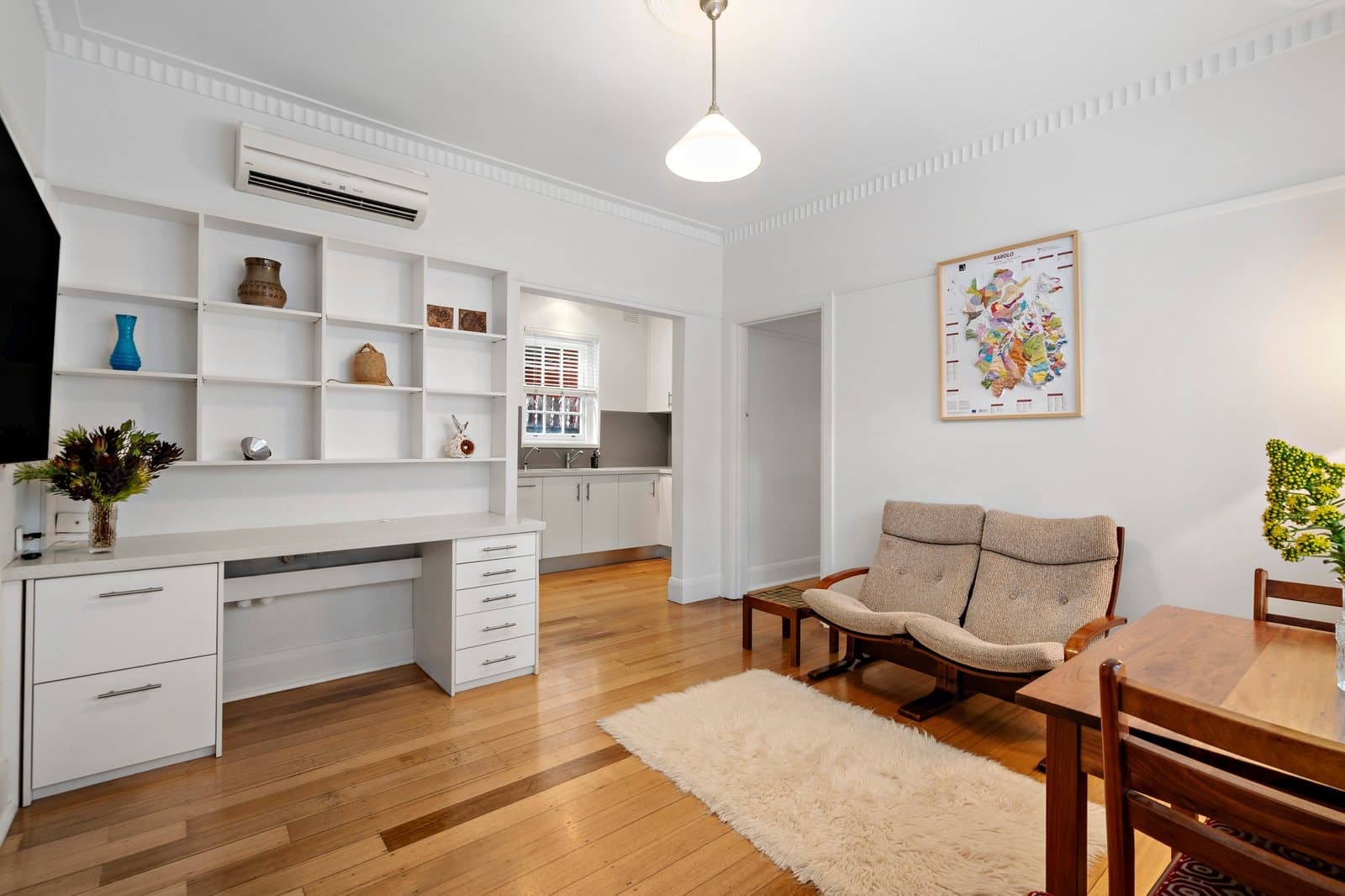 8/1 Park Street, St Kilda West - Thumbnail 2