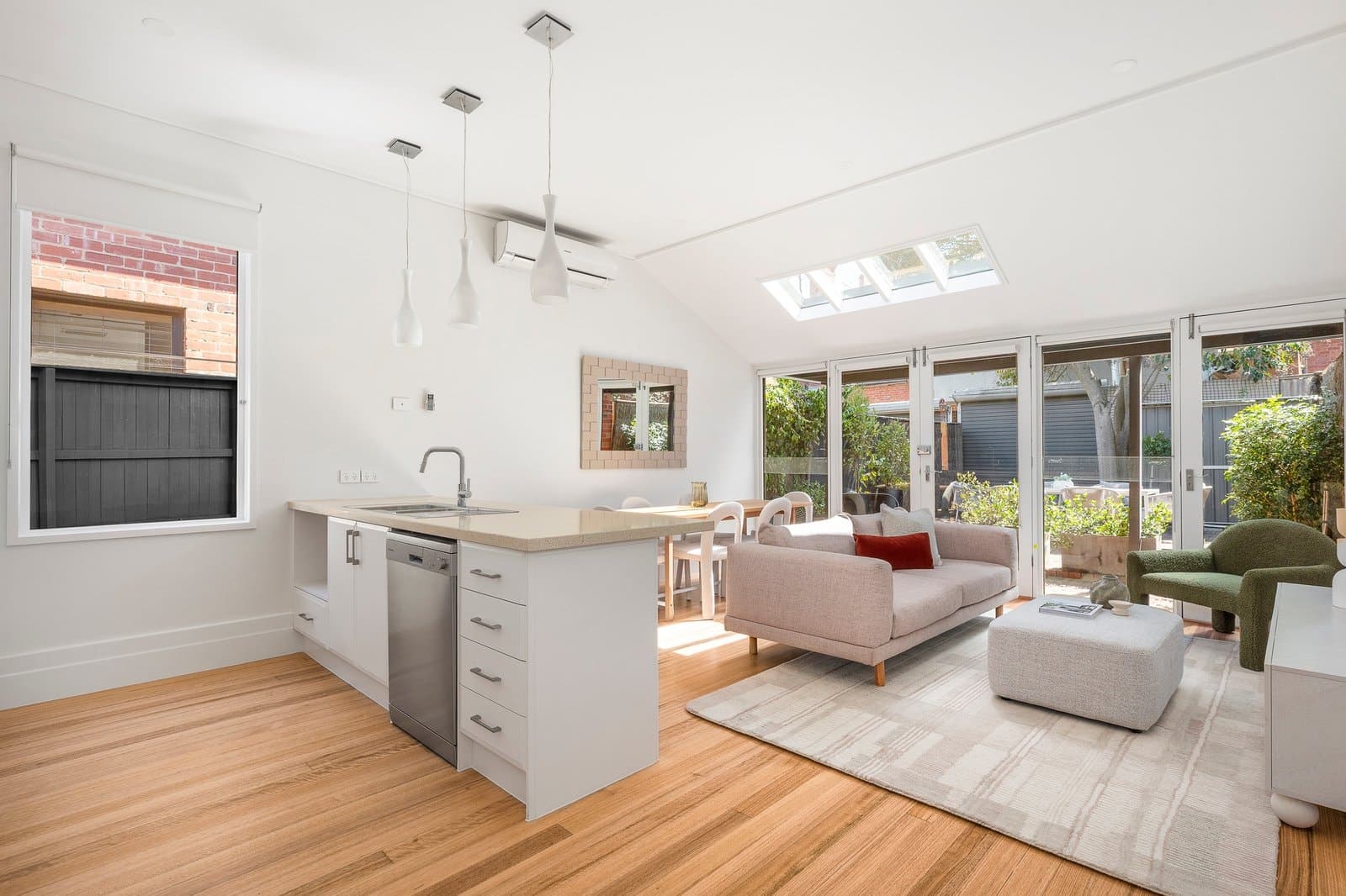29 Clarendon Street, Armadale - Thumbnail 4