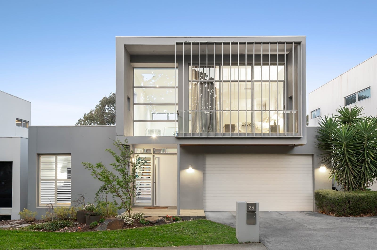 28 Lower Drive, Kew - Image 1