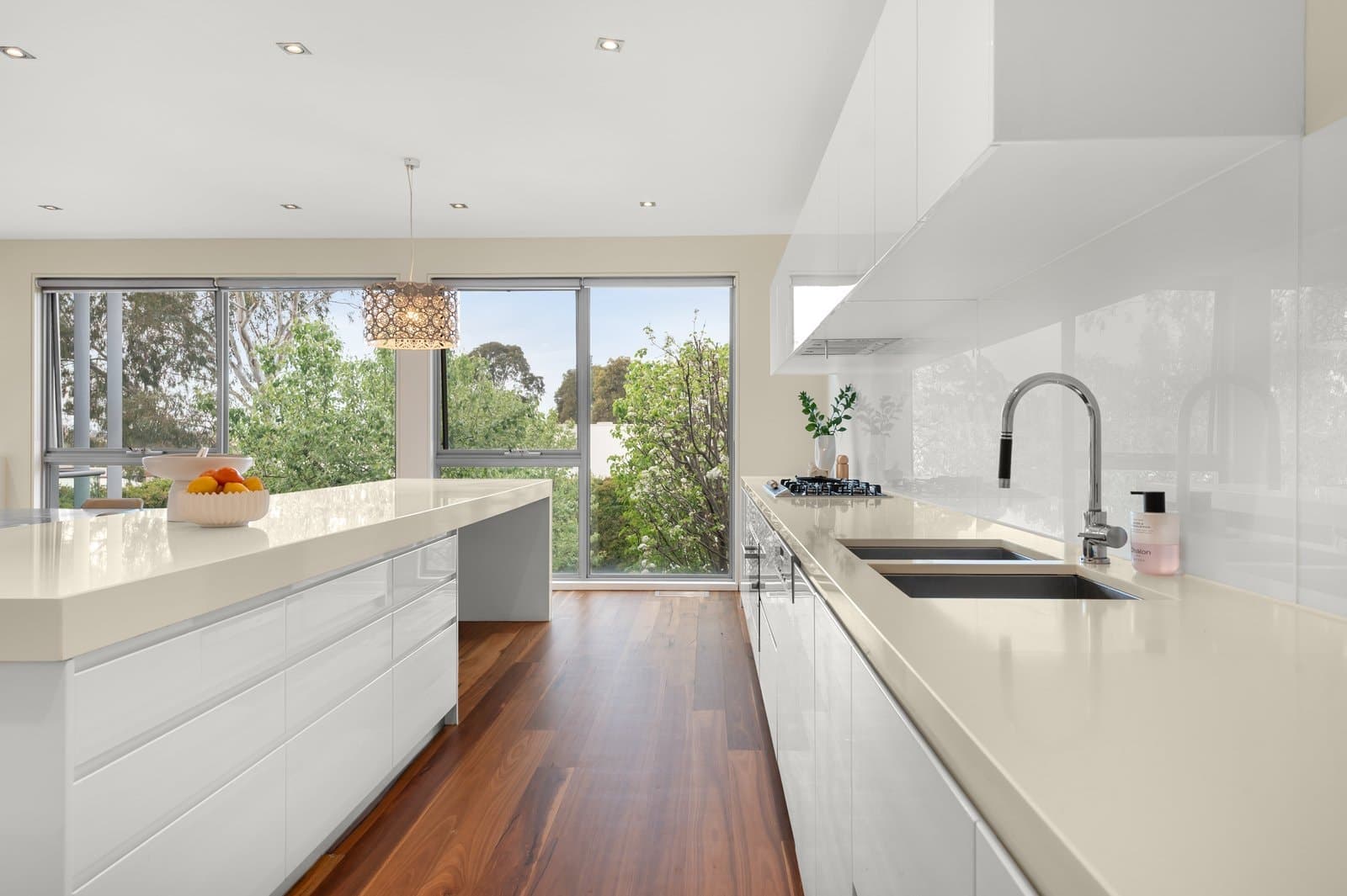 28 Lower Drive, Kew - Thumbnail 5