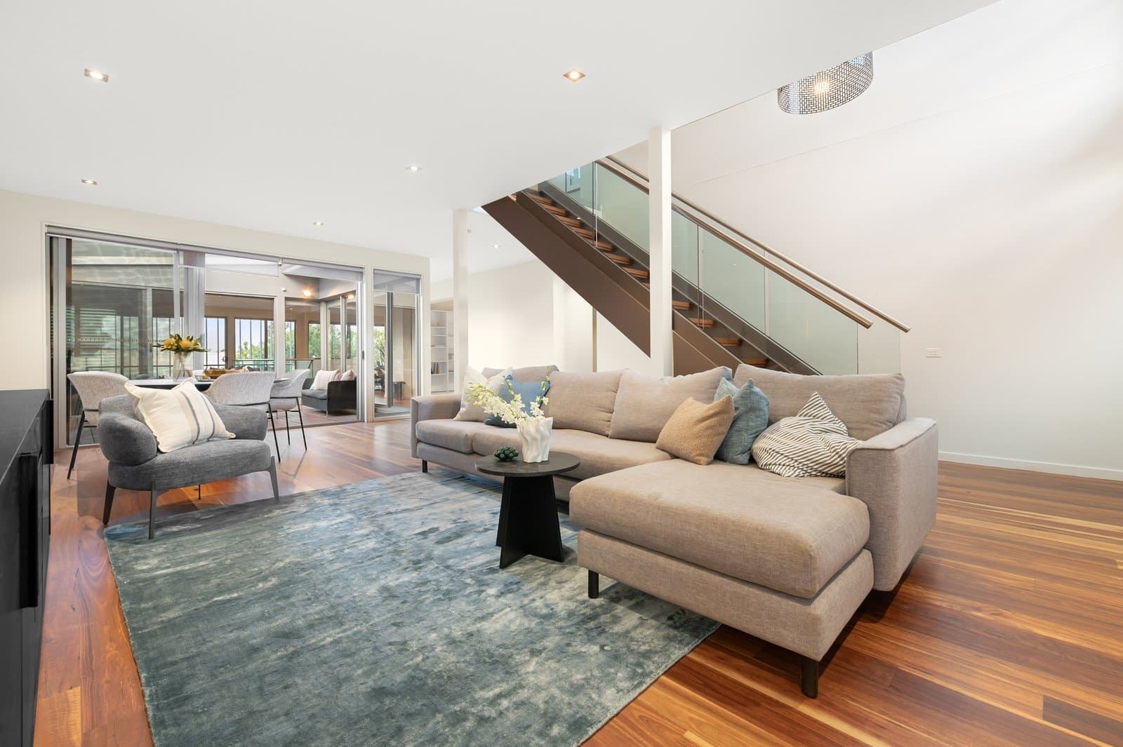 28 Lower Drive, Kew - Thumbnail 6