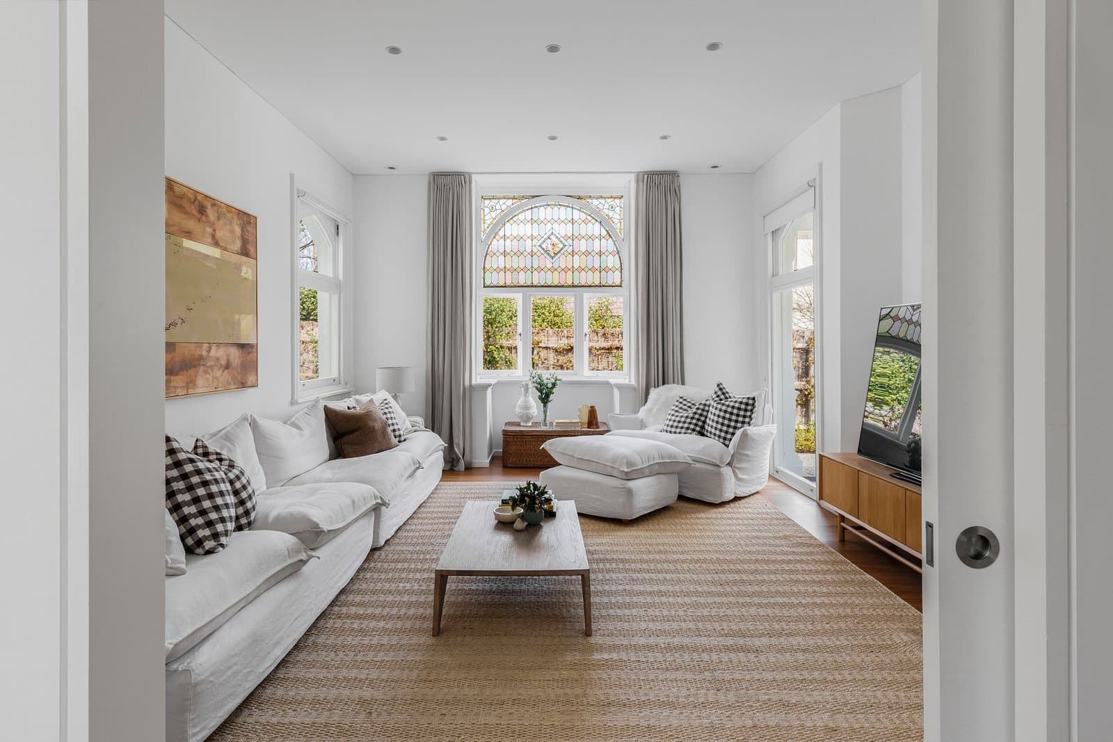 38 Rockley Road, South Yarra - Thumbnail 3
