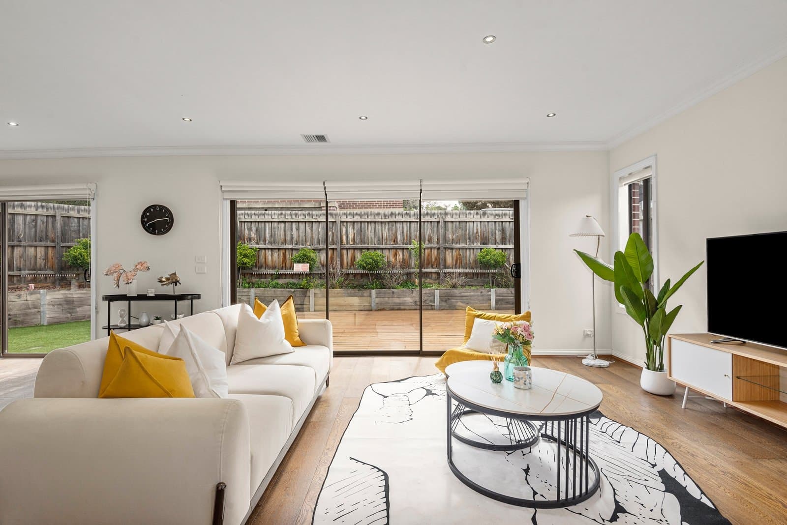 26 Singleton Road, Balwyn North - Thumbnail 2